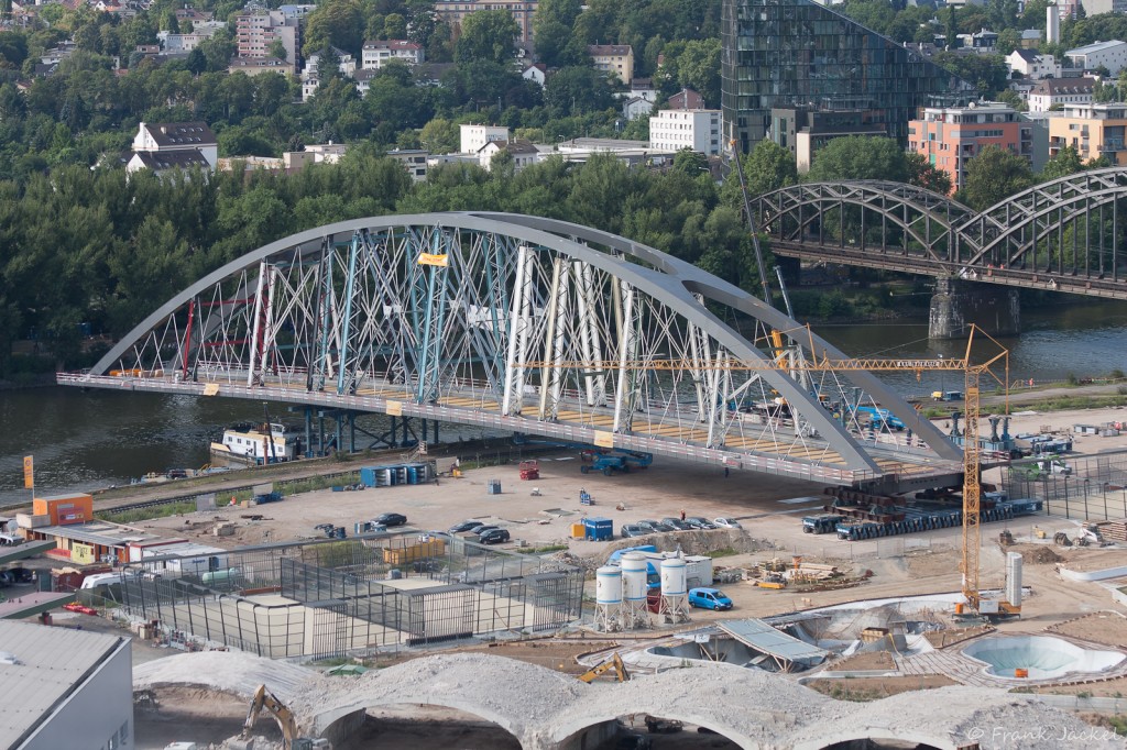 Osthafenbrücke Frankfurt